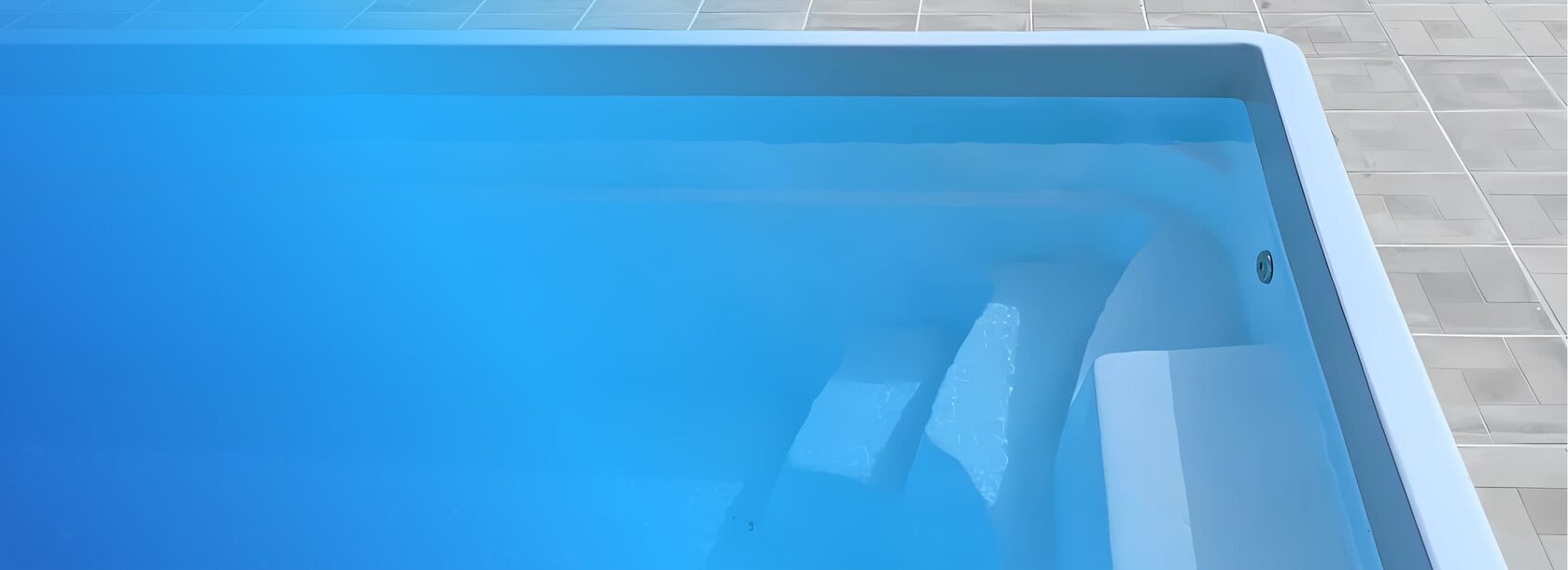 Бордюрный камень для бассейна — установка в Владивостоке